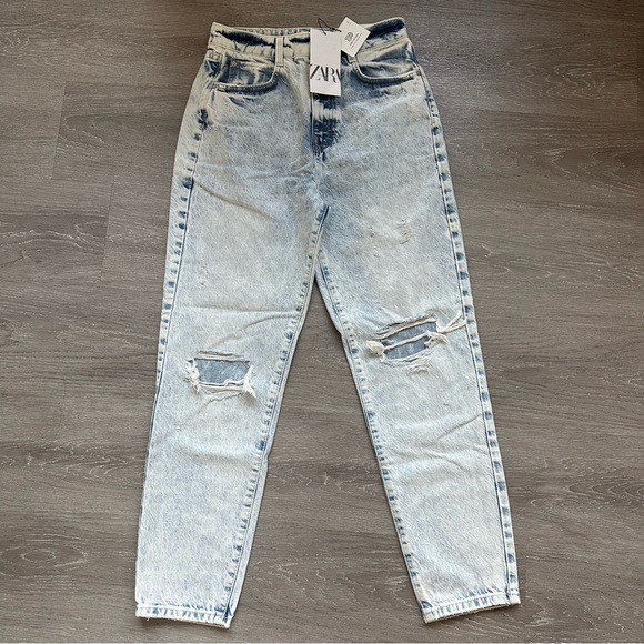 Zara Ripped Mom Fit Jeans - Picture 6 of 9